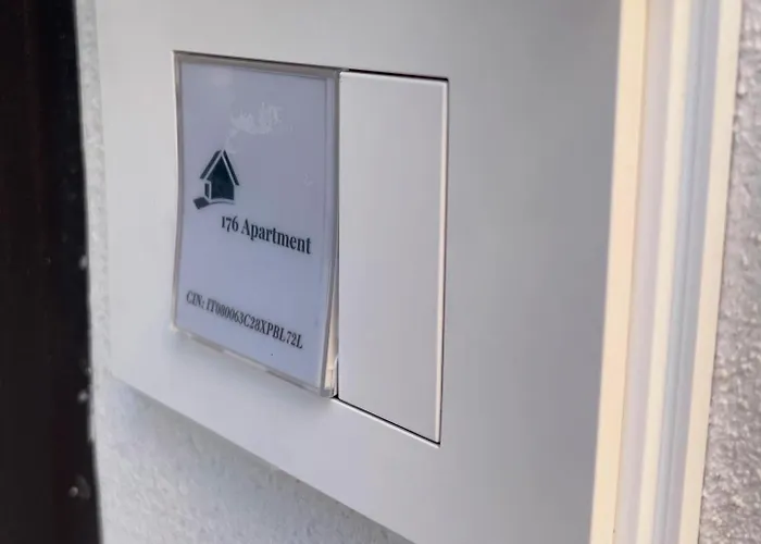 176 - - * Reggio di Calabria